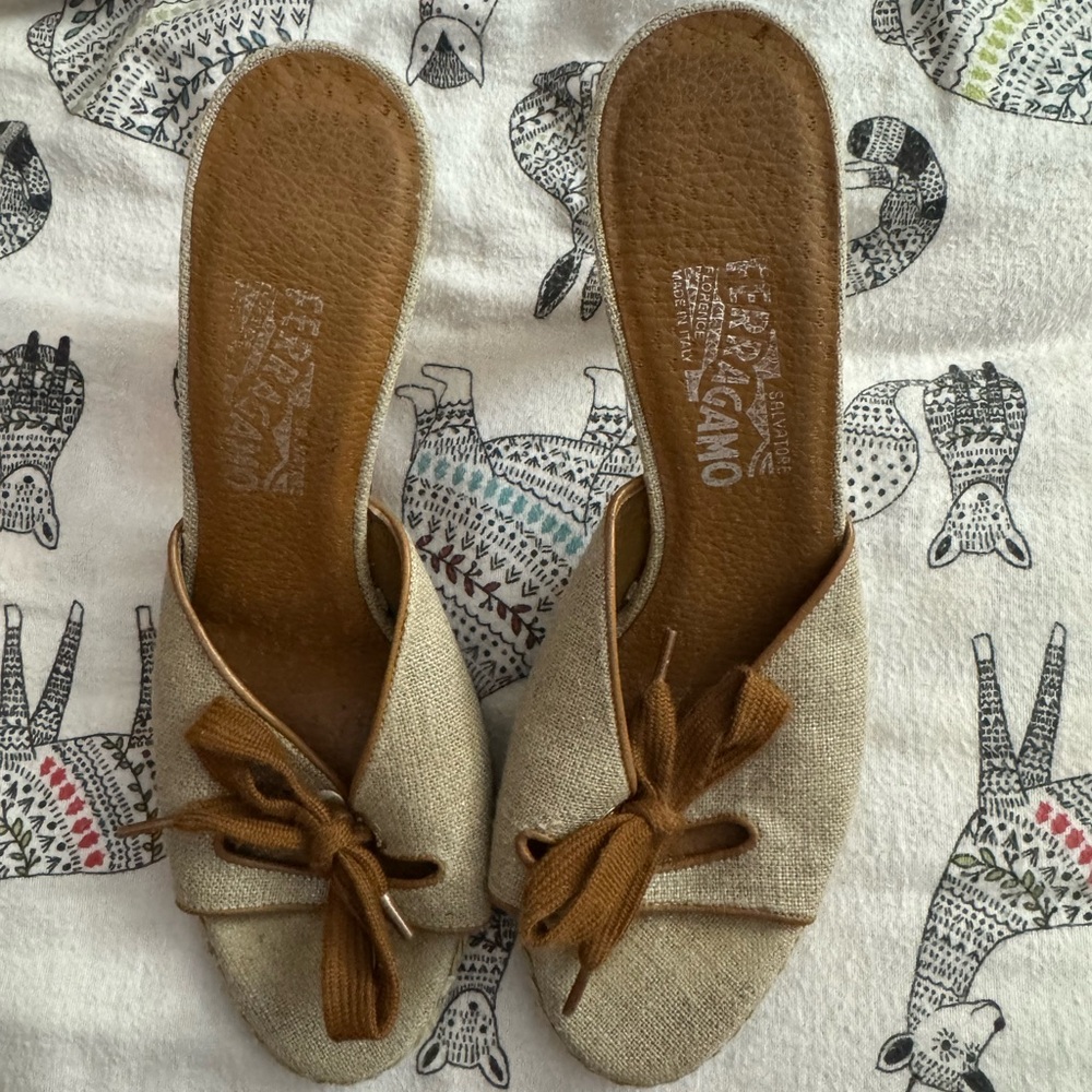 Ferragamo shoes size 9 1/2